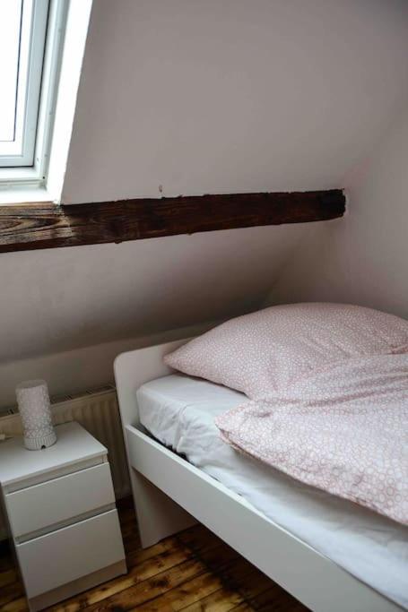 Schoene Dachgeschosswohnung Nahe Koeln Eksteriør billede